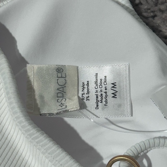 L SPACE Helena top. New with tags! Size medium - Picture 5 of 8